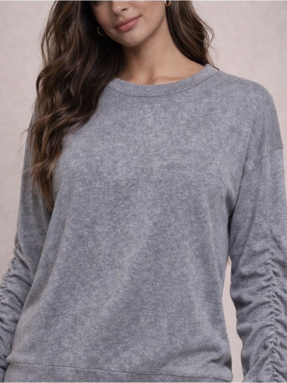 🖤Forever 21 Heather Gray Velvet Crew Neck Sweater